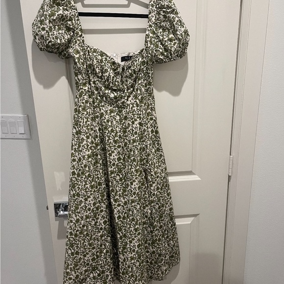 o.p.t Cotton Green Floral Peasant Dress - Picture 3 of 4